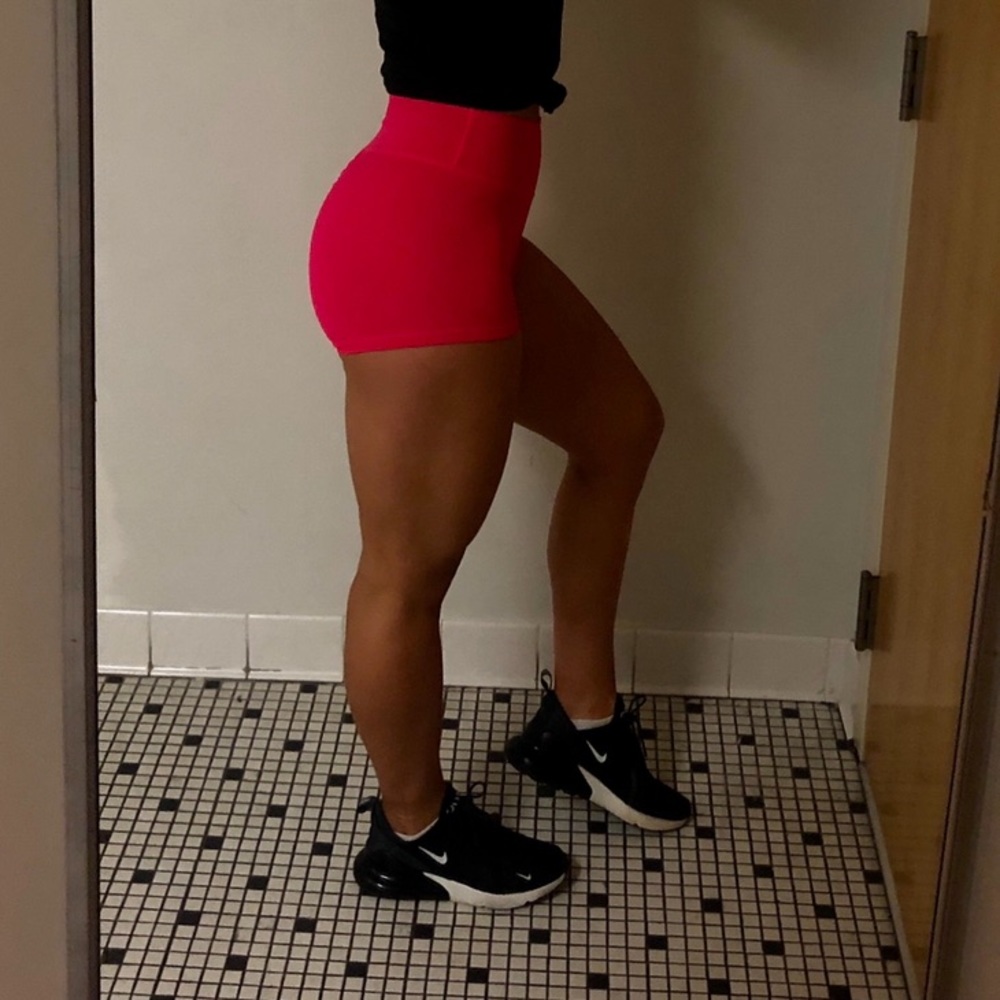 Hot pink Muscle nation scrunch butt Booty short